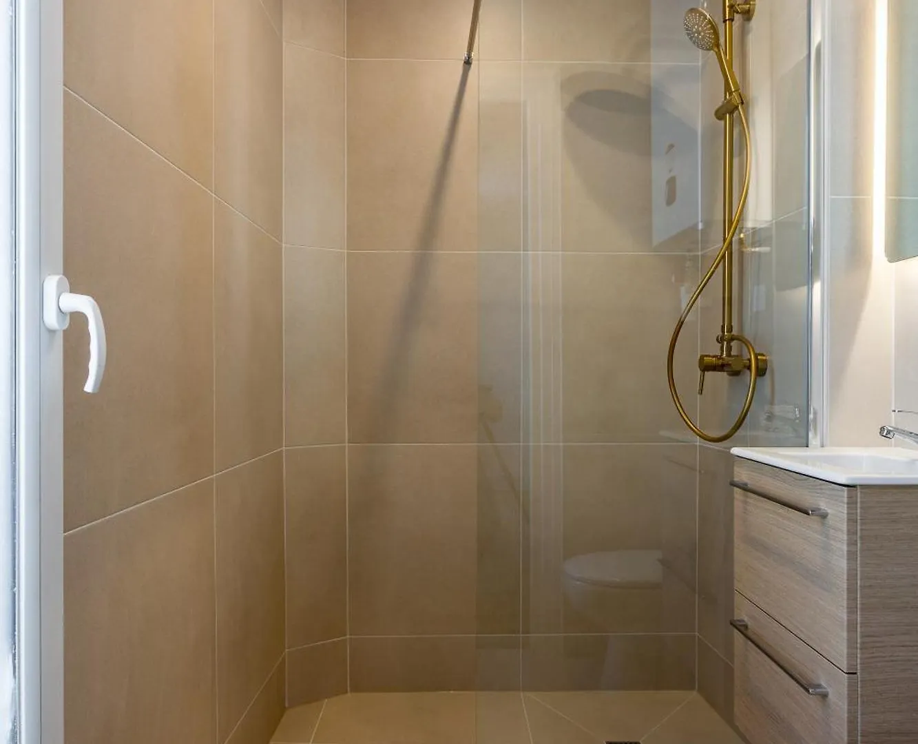 The Boho Chic - Republic Apartment Paris 0*,  France